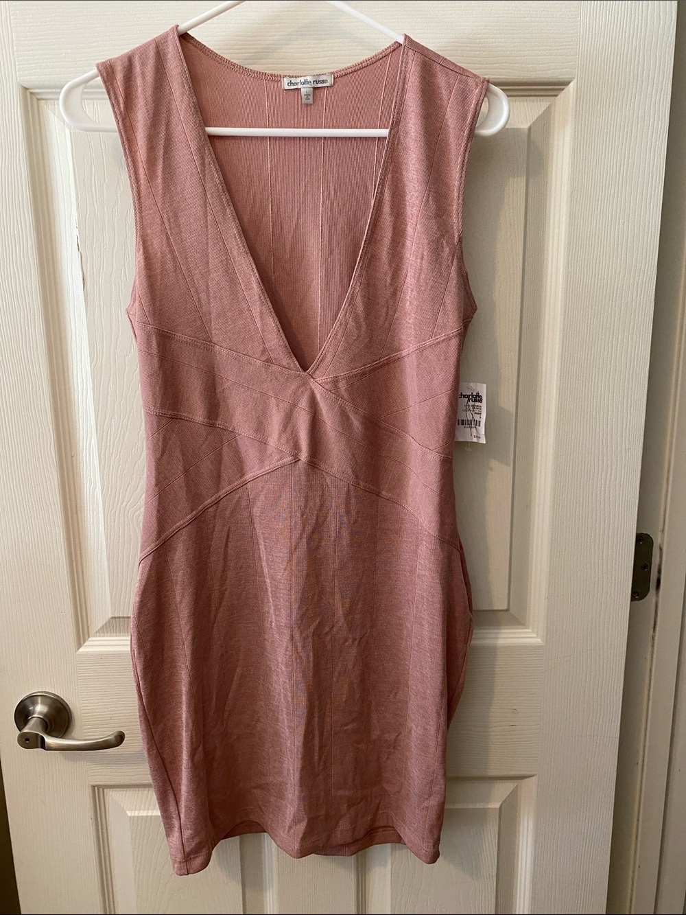 Charlotte Russe Dusty Rose V-Neck Bodycon Dress
